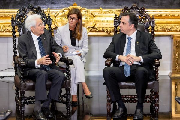 Paula Queiroz Presidente Mattarella Presidente Pacheco